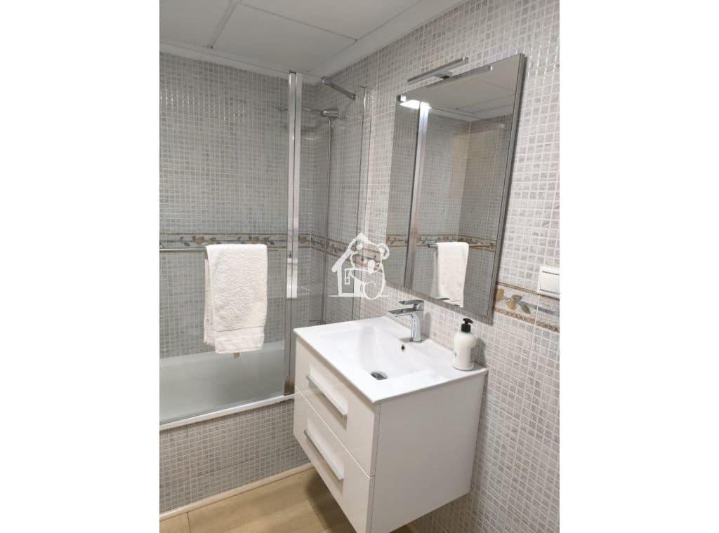 3 makuuhuone Huoneisto vuokrattavana paikassa Jacarilla mukana uima-altaan - 800 € (Ref: 9525920)