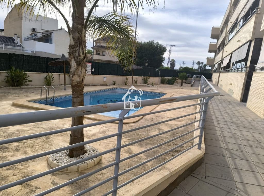 3 makuuhuone Huoneisto vuokrattavana paikassa Jacarilla mukana uima-altaan - 800 € (Ref: 9525920)