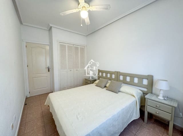 2 camera da letto Appartamento da affittare in Torrevieja con piscina - 750 € (Rif: 9525921)