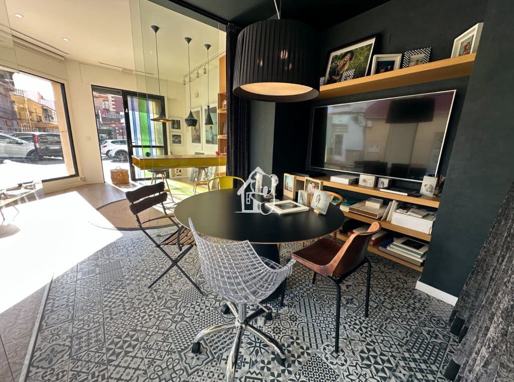 1 soveværelse Erhverv til leje i San Miguel de Salinas - € 1.000 (Ref: 9529175)