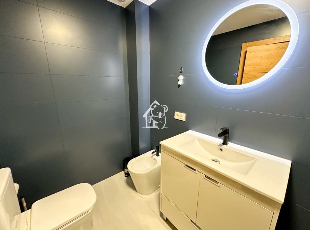 3 quarto Apartamento de Praia para arrendar em Torrevieja - 1 050 € (Ref: 9535367)