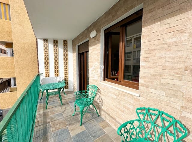 3 quarto Apartamento de Praia para arrendar em Playa del Acequión, Torrevieja - 1 050 € (Ref: 9535367)