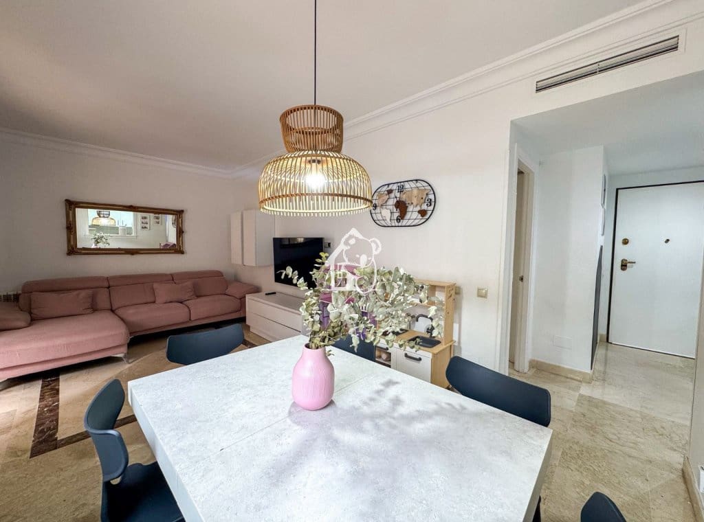 3 bedroom Apartment for rent in Los Alcazares with pool garage - € 900 (Ref: 9540585)