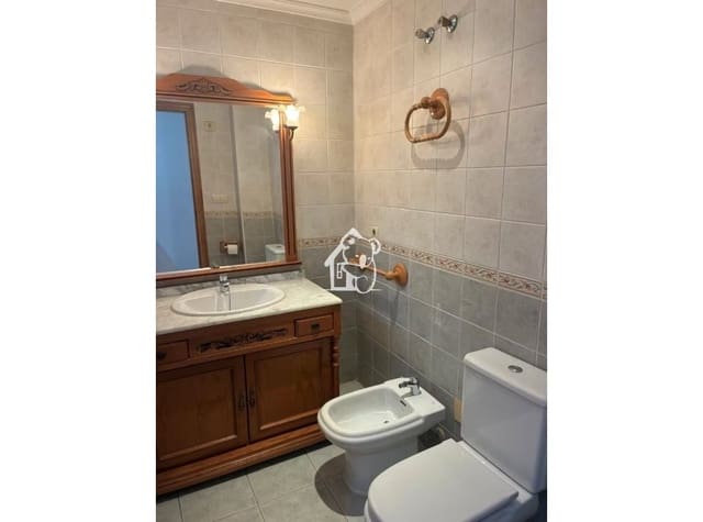 3 soveværelse Lejlighed til leje i Almoradí - € 600 (Ref: 9540586)