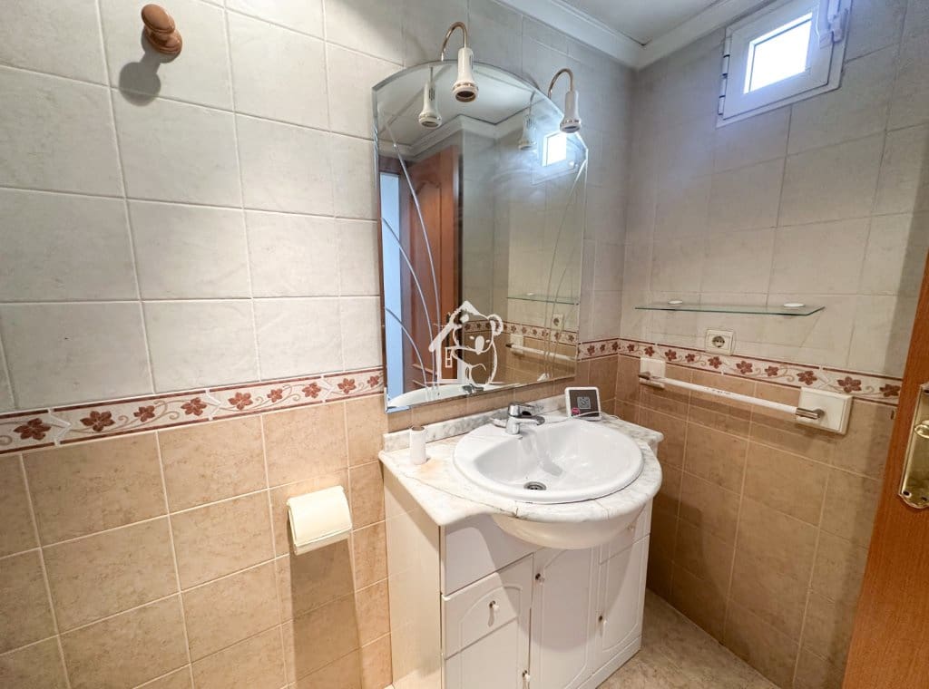 3 soveværelse Lejlighed til leje i Almoradi - € 600 (Ref: 9540586)