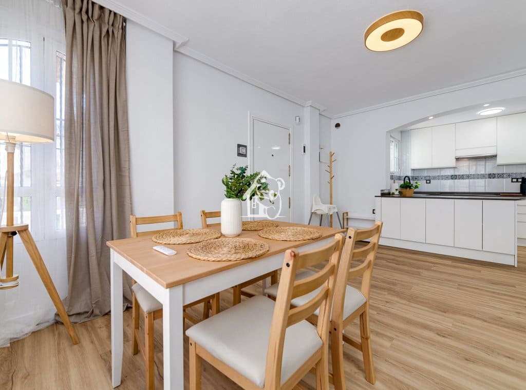 3 bedroom Villa for rent in Orihuela Costa with pool - € 1,550 (Ref: 9547386)