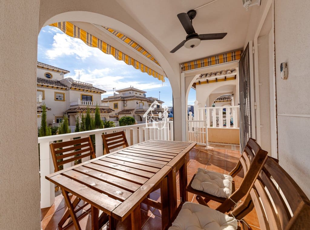 3 bedroom Villa for rent in Orihuela Costa with pool - € 1,550 (Ref: 9547386)