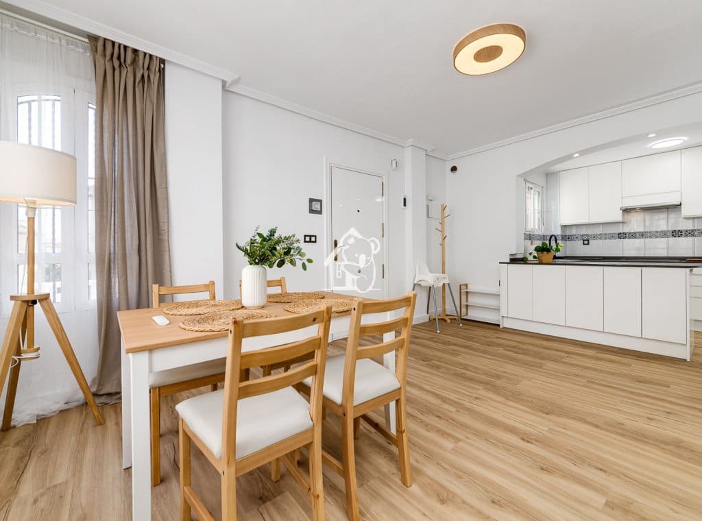 3 bedroom Villa for rent in Orihuela Costa with pool - € 1,550 (Ref: 9547386)