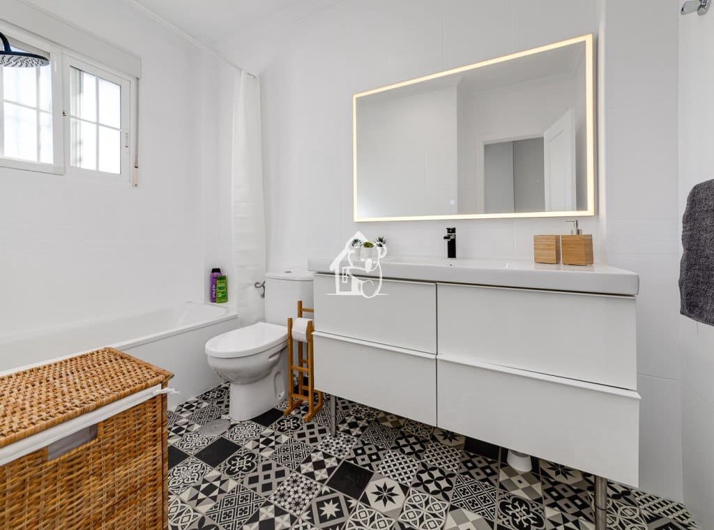 3 bedroom Villa for rent in Orihuela Costa with pool - € 1,550 (Ref: 9547386)