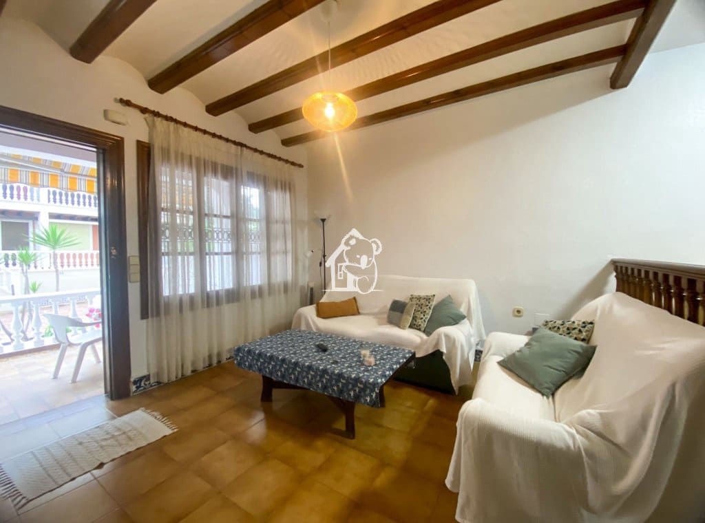 2 makuuhuone Omakotitalo vuokrattavana paikassa Guardamar del Segura - 850 € (Ref: 9550413)