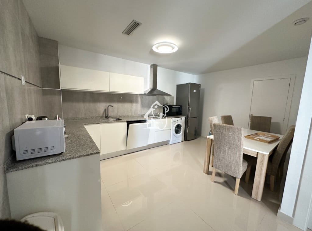 2 bedroom Bungalow for rent in Dehesa de Campoamor with pool - € 2,000 (Ref: 9560687)