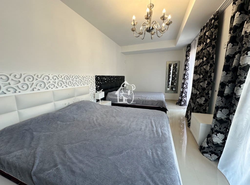 2 bedroom Bungalow for rent in Dehesa de Campoamor with pool - € 2,000 (Ref: 9560687)