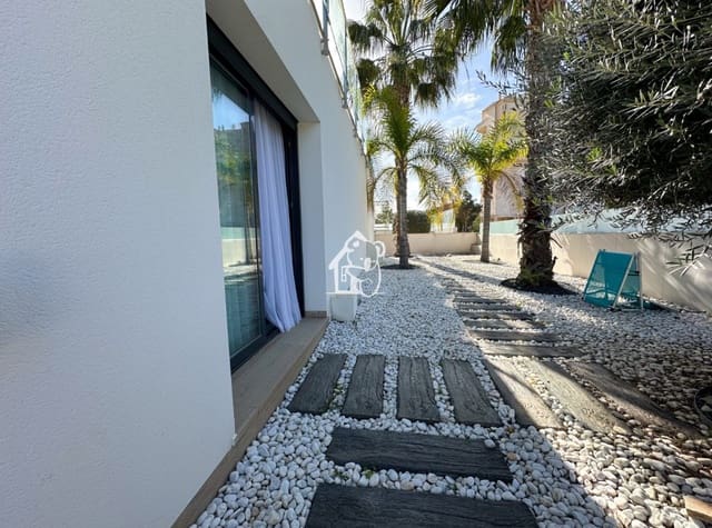 2 bedroom Bungalow for rent in Dehesa de Campoamor, Orihuela with pool - € 2,000 (Ref: 9560687)