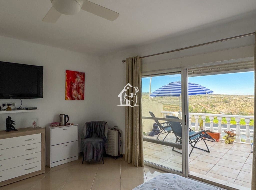 3 slaapkamer Huis te koop in San Miguel de Salinas met zwembad - € 250.000 (Ref: 9570328)