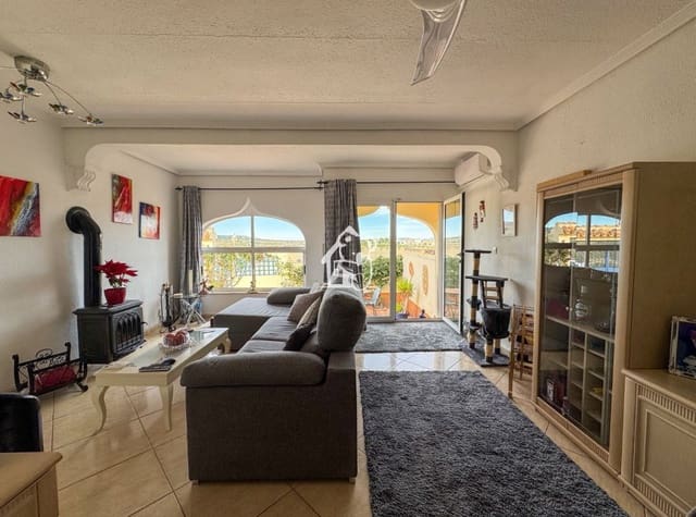 3 Zimmer Haus zu verkaufen in San Miguel de Salinas mit Pool - 250.000 € (Ref: 9570328)