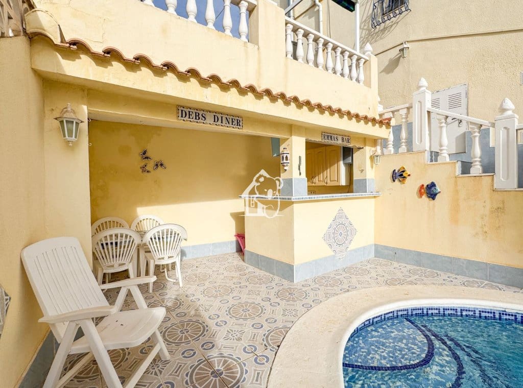 3 slaapkamer Huis te koop in San Miguel de Salinas met zwembad - € 250.000 (Ref: 9570328)