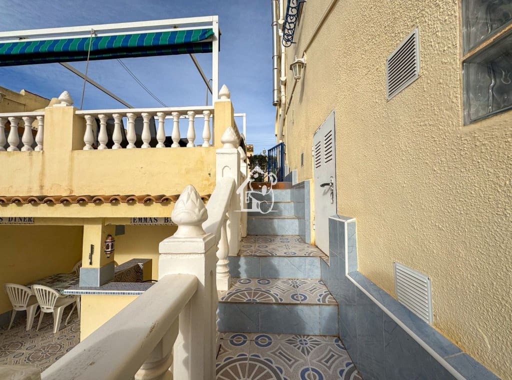 3 slaapkamer Huis te koop in San Miguel de Salinas met zwembad - € 250.000 (Ref: 9570328)