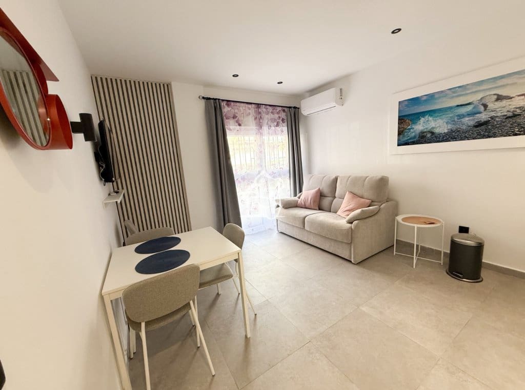 1 makuuhuone Yksiö vuokrattavana paikassa Torrevieja - 650 € (Ref: 9570332)