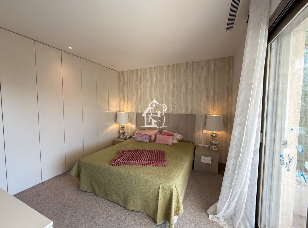 4 slaapkamer Villa te huur in Orihuela Costa met zwembad garage - € 5.500 (Ref: 9573674)