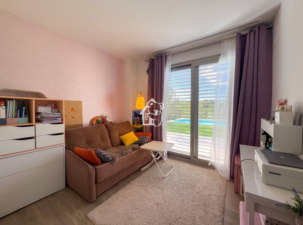 4 slaapkamer Villa te huur in Orihuela Costa met zwembad garage - € 5.500 (Ref: 9573674)