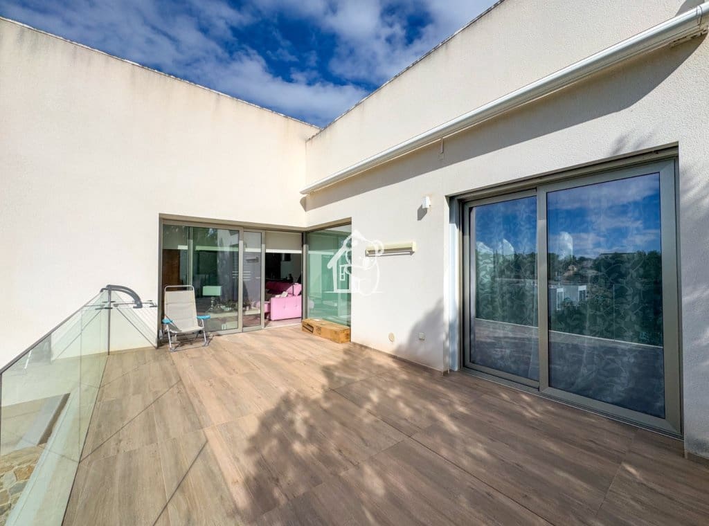 4 slaapkamer Villa te huur in Orihuela Costa met zwembad garage - € 5.500 (Ref: 9573674)