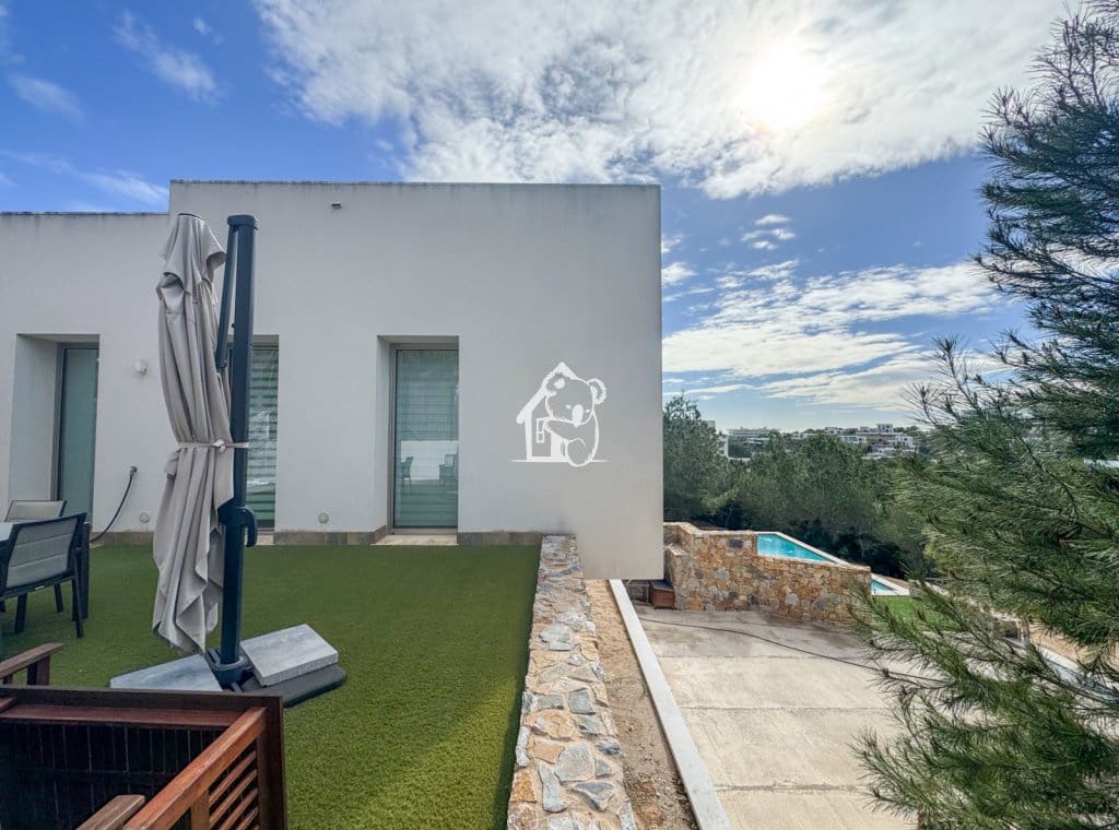 4 slaapkamer Villa te huur in Orihuela Costa met zwembad garage - € 5.500 (Ref: 9573674)