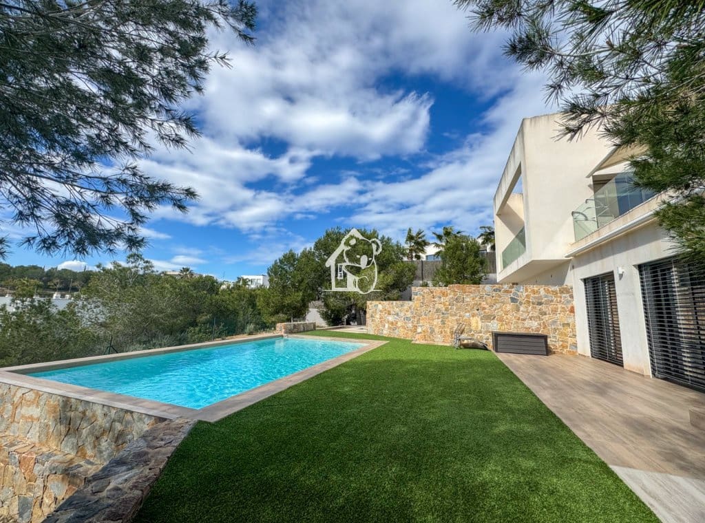 4 slaapkamer Villa te huur in Orihuela Costa met zwembad garage - € 5.500 (Ref: 9573674)