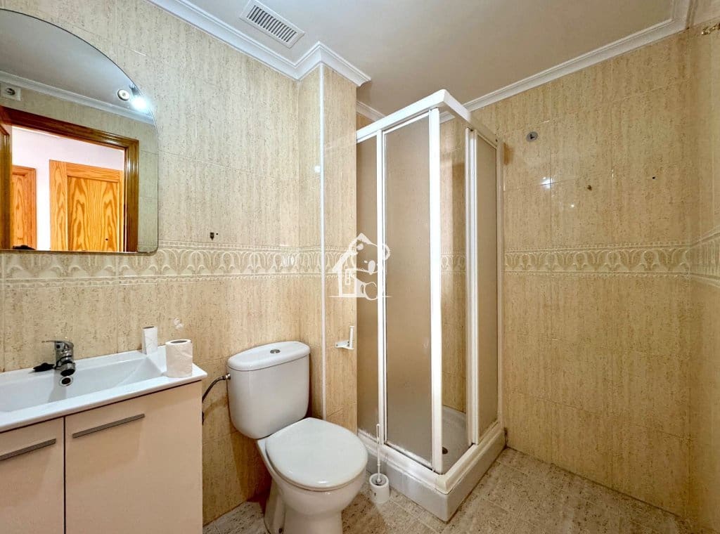 4 bedroom Villa for rent in La Zenia with pool - € 1,400 (Ref: 9585236)