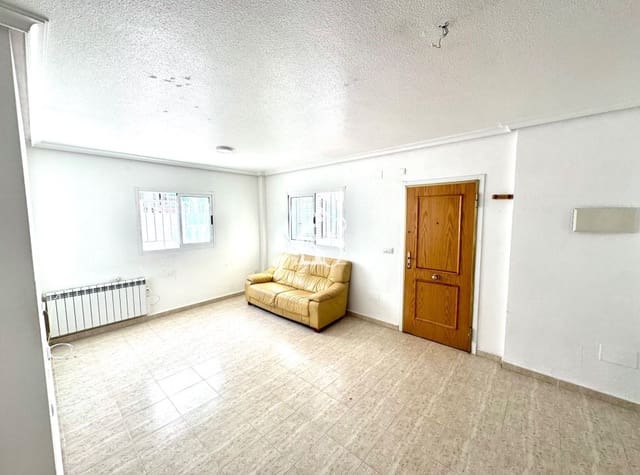 Chalet de 4 habitaciones en La Zenia, Orihuela en alquiler con piscina - 1.400 € (Ref: 9585236)