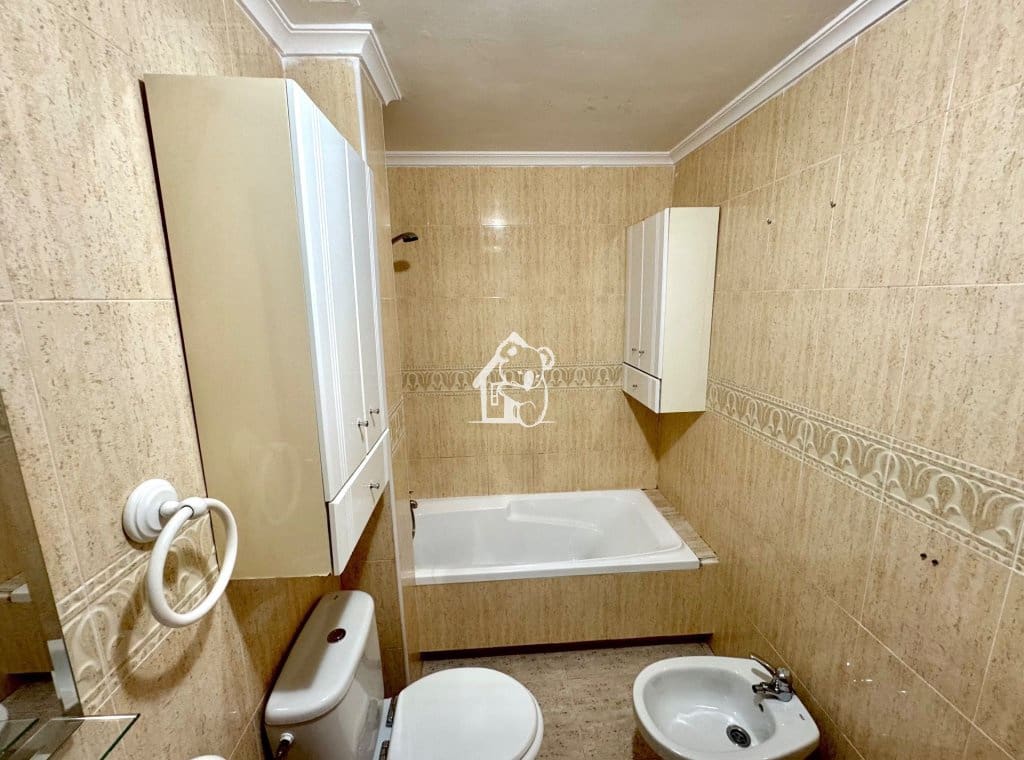 4 bedroom Villa for rent in La Zenia with pool - € 1,400 (Ref: 9585236)