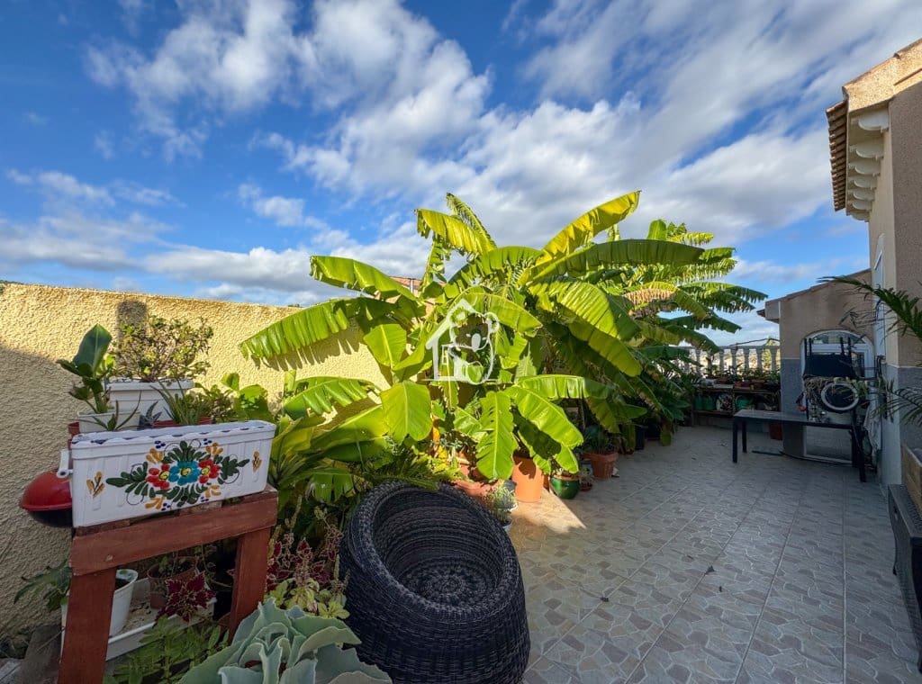 3 bedroom Townhouse for rent in Ciudad Quesada - € 1,200 (Ref: 9585237)