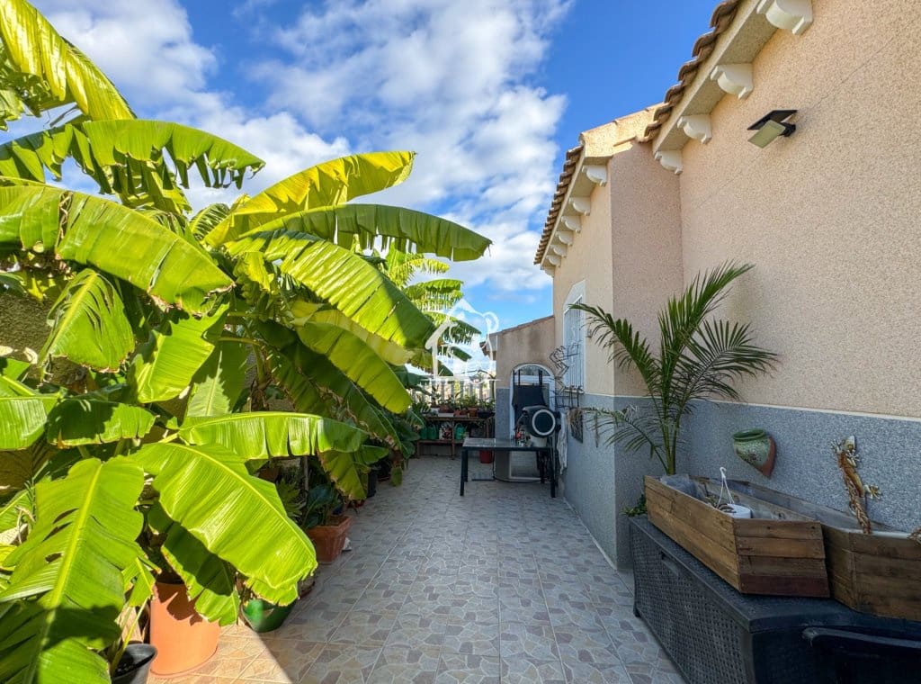 3 bedroom Townhouse for rent in Ciudad Quesada - € 1,200 (Ref: 9585237)