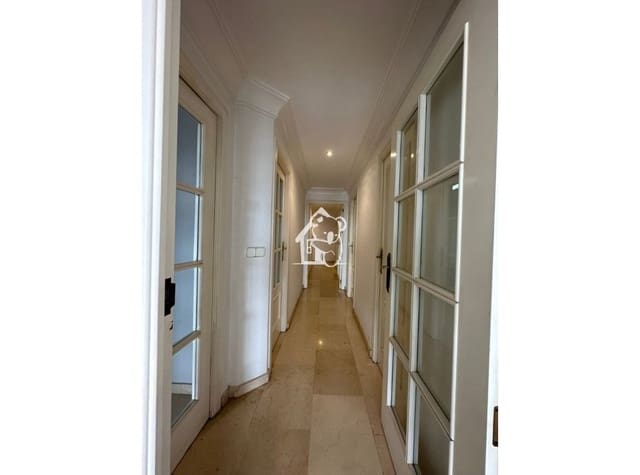 3 bedroom Beach Apartment for rent in Centro - Muelle Pesquero, Torrevieja - € 1,400 (Ref: 9590497)