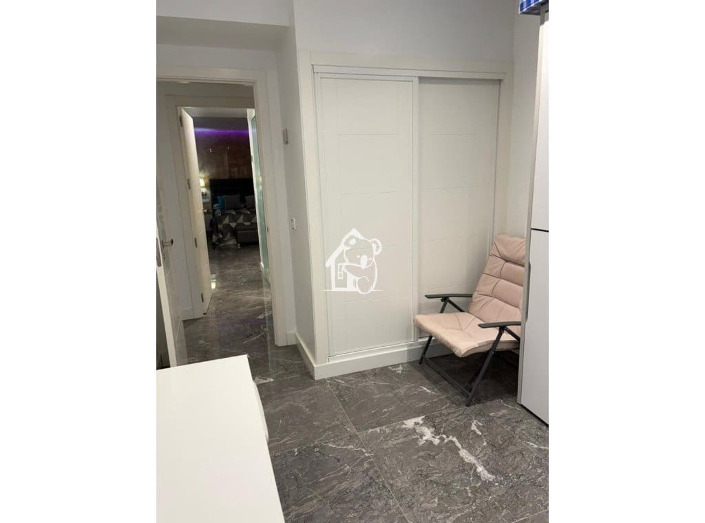 3 soverom Leilighet til leie i Alicante by - € 1 500 (Ref: 9590498)