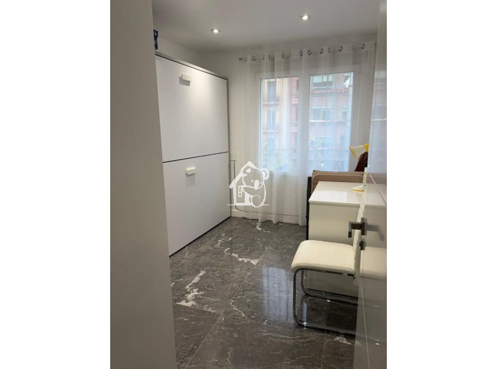 3 soverom Leilighet til leie i Alicante by - € 1 500 (Ref: 9590498)