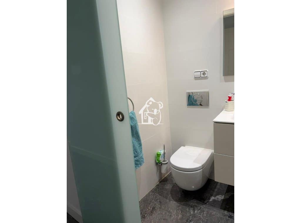 3 soverom Leilighet til leie i Alicante by - € 1 500 (Ref: 9590498)