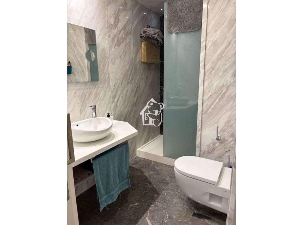 3 soverom Leilighet til leie i Alicante by - € 1 500 (Ref: 9590498)