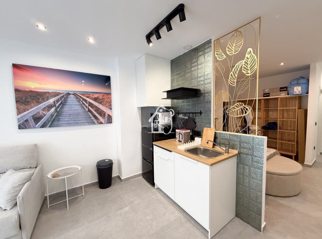 1 slaapkamer Studio te huur in Torrevieja - € 650 (Ref: 9590499)