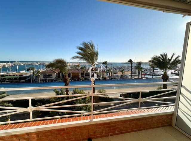 3 bedroom Beach Apartment for rent in Centro - Muelle Pesquero, Torrevieja - € 1,400 (Ref: 9594449)