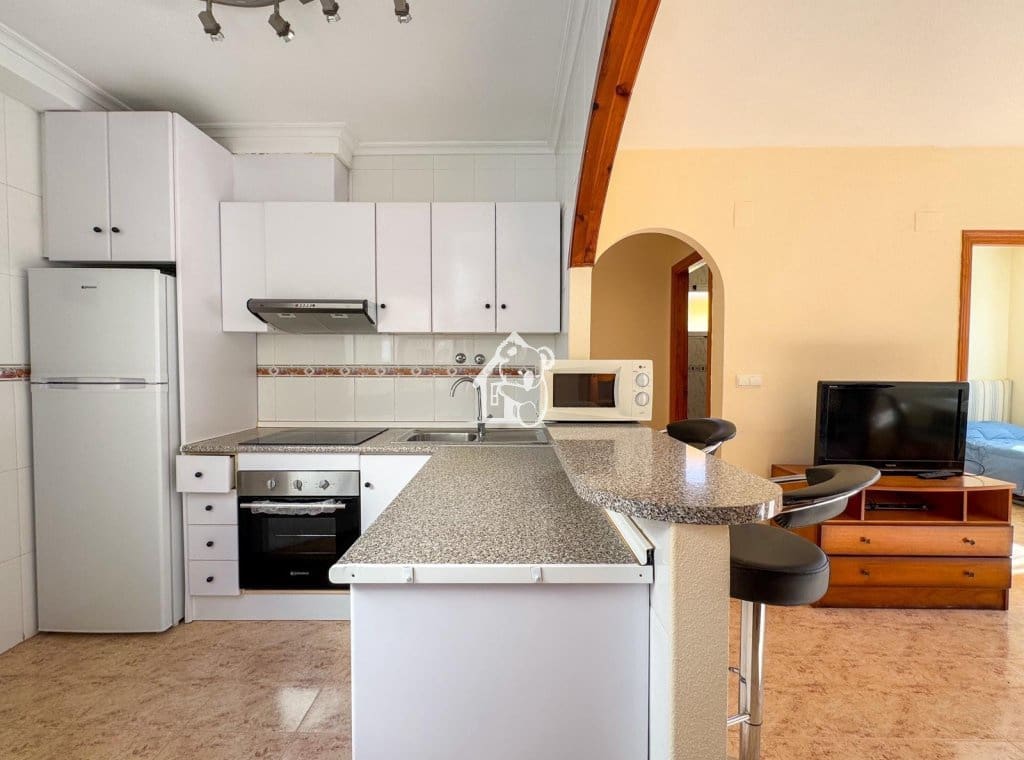 2 soverom Leilighet til leie i Orihuela Costa med svømmebasseng - € 800 (Ref: 9594450)