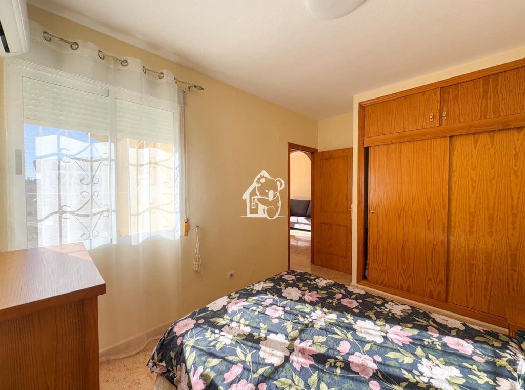 2 soverom Leilighet til leie i Orihuela Costa med svømmebasseng - € 800 (Ref: 9594450)