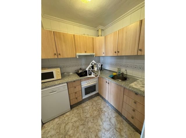 5 bedroom Villa for rent in El Chaparral - La Siesta - La Torreta, Torrevieja - € 1,200 (Ref: 9594452)