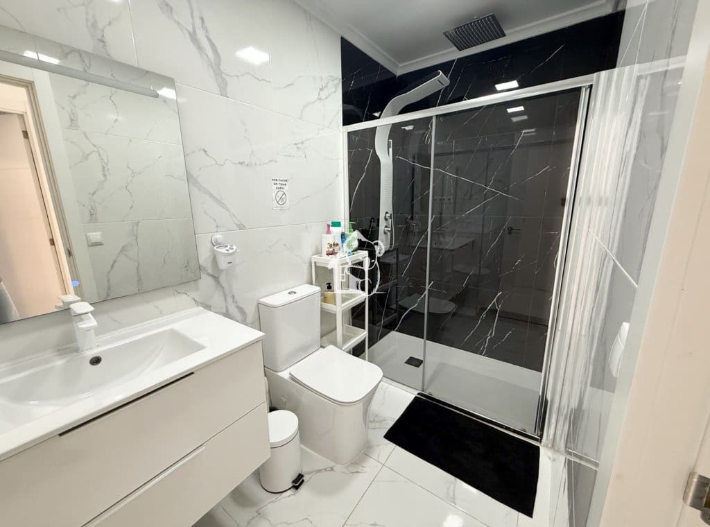 2 chambre Maison de Ville à vendre à Torrevieja avec piscine - 196 000 € (Ref: 9594453)