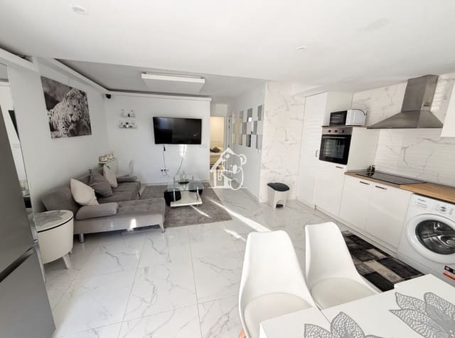 2 chambre Maison de Ville à vendre à El Chaparral - La Siesta - La Torreta, Torrevieja avec piscine - 196 000 € (Ref: 9594453)