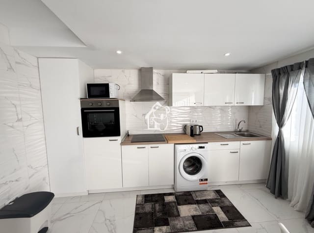 2 chambre Maison de Ville à vendre à El Chaparral - La Siesta - La Torreta, Torrevieja avec piscine - 196 000 € (Ref: 9594453)