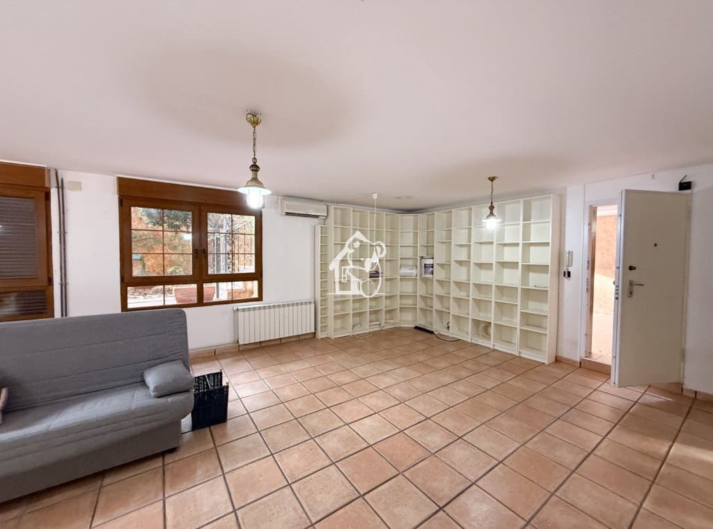 5 sypialnia Willa na sprzedaż w Torrevieja z basenem garażem - 745 000 € (Ref: 9594454)