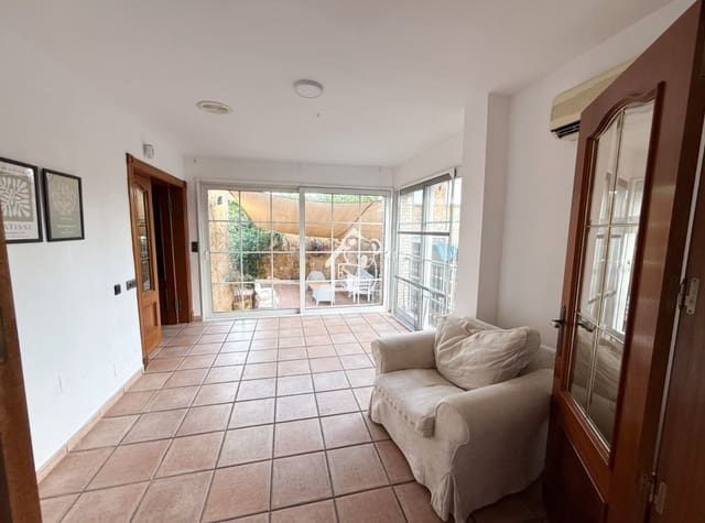 5 sypialnia Willa na sprzedaż w Los Balcones - Los Altos, Torrevieja z basenem garażem - 745 000 € (Ref: 9594454)