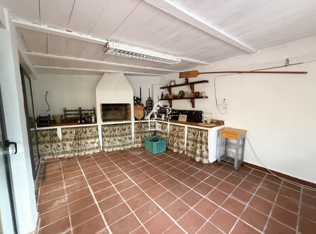 5 sypialnia Willa na sprzedaż w Torrevieja z basenem garażem - 745 000 € (Ref: 9594454)