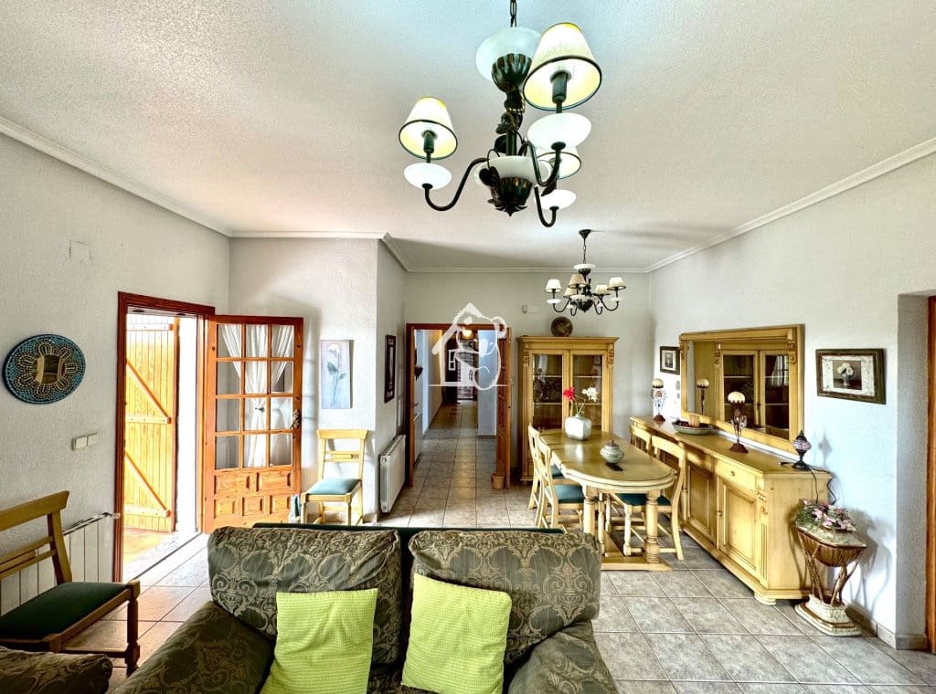 4 camera da letto Villa in vendita in Daya Nueva - 320.000 € (Rif: 9598473)