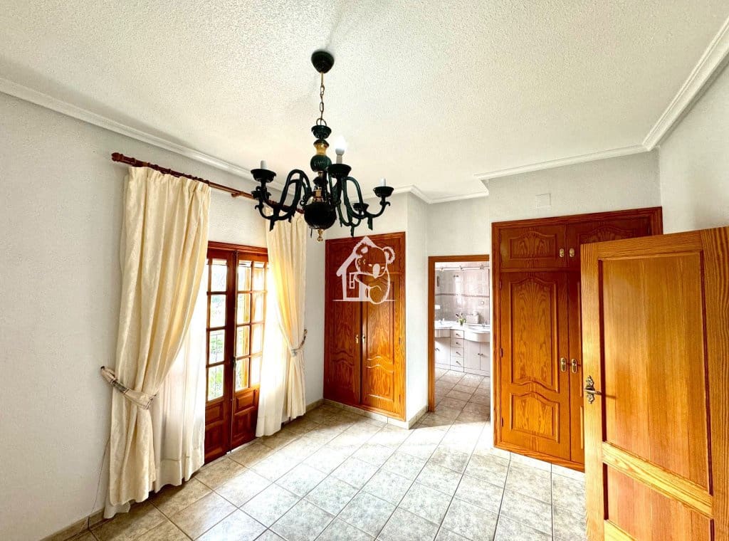 4 camera da letto Villa in vendita in Daya Nueva - 320.000 € (Rif: 9598473)